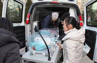 理塘县妇婴监护型护送